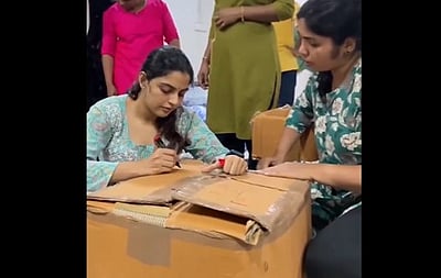 வயநாடு நிலச்சரிவு: நிவாரணப் பணியில் நிகிலா விமல்!